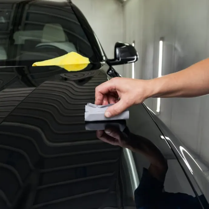 Graphene coating for long-lasting vehicle shine