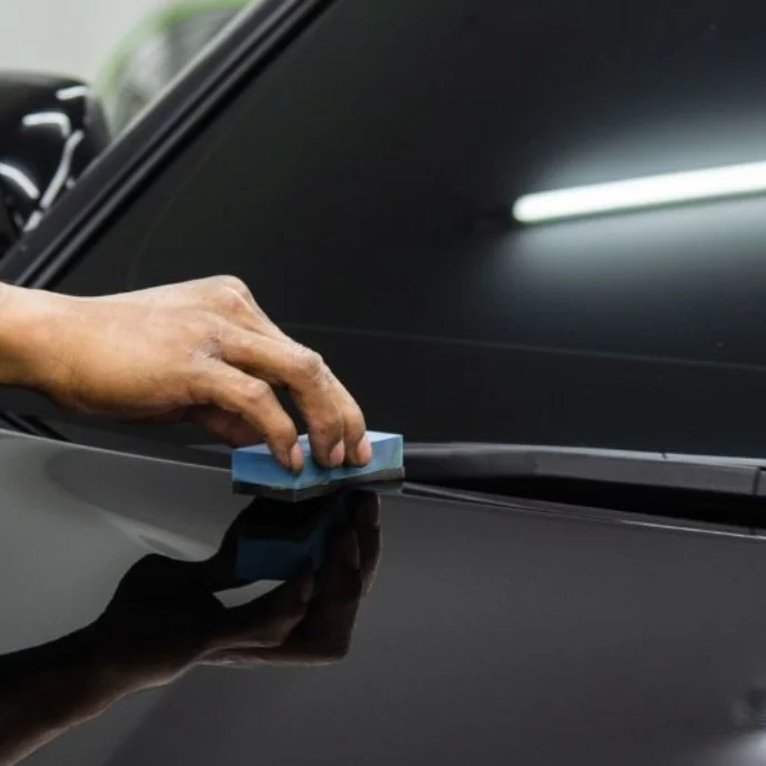 Hydrophobic ceramic coating water beading effect